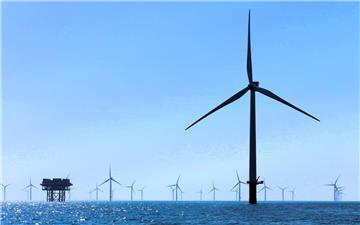 Trung Quốc lắp đặt thành công turbine gió ngoài khơi 20 MW đầu tiên trên thế giới